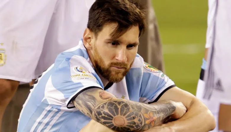 Diez años después: Messi jugará la final del Mundial en el estadio donde anunció su renuncia a la Selección
