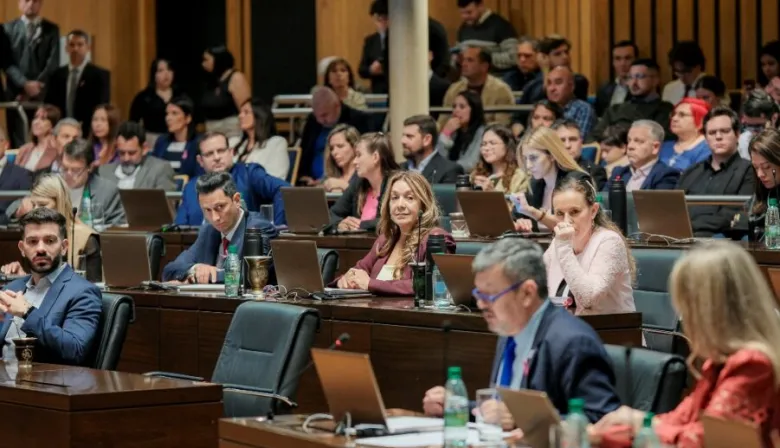 La Legislatura aprobó el presupuesto provincial 2027 por más de 5,5 billones de pesos