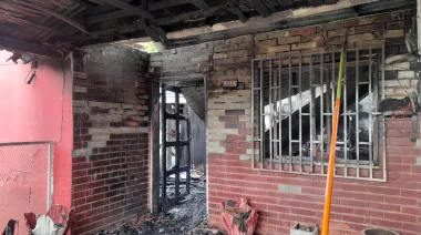 Posadas: Rescatan a una mujer en un incendio de su vivienda
