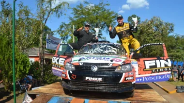 La dupla montecarlense Kruse-Giménez avanza positivamente en el Rally Misionero