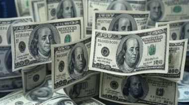 Dólar blue se dispara a $1.325 y enciende alertas en medio de incertidumbre por el FMI