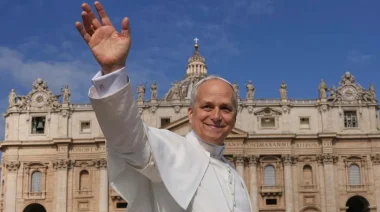 El Papa León XIV inicia su pontificado con un llamado a la unidad y la humildad