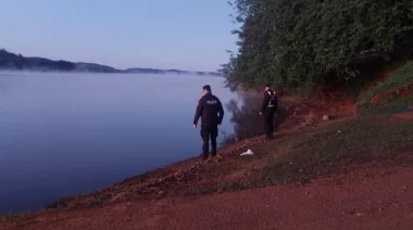 El Soberbio: Intensa búsqueda de un joven que cayó al río Uruguay mientras pescaba