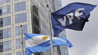 Fallo en EE.UU: Argentina debe ceder el 51 % de YPF y enfrenta un nuevo conflicto judicial