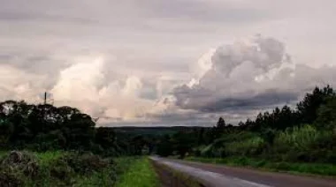 Frente frío traerá lluvias y tormentas aisladas a Misiones