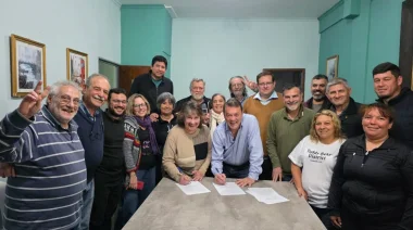 Cacho Bárbaro alza la voz: “Se terminaron las candidaturas a dedo, quedaron solitos”