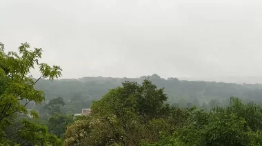 Lunes con tiempo inestable en Misiones: lluvias, tormentas y ráfagas de viento