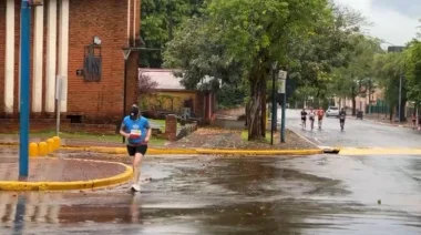 Montecarlo corrió bajo la lluvia: así se vivió la Prueba Atlética de la Orquídea 2025