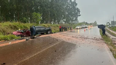 Fatal accidente en El Soberbio: murieron un hombre y una niña tras un choque frontal