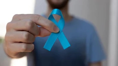 Noviembre Azul: ¿Por qué es clave hablar de cáncer de próstata y la salud integral en el hombre?
