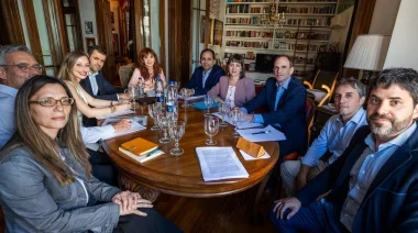 Justicia restringe las visitas a Cristina Kirchner tras reunión con nueve economistas