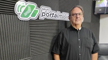 El padre Darío Martínez asumió como nuevo párroco de la Parroquia Santa María del Iguazú de Montecarlo: 