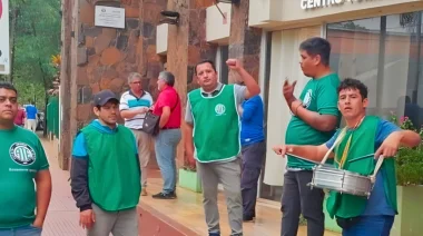 Iguazú: Trabajadores municipales reclaman recomposición salarial y anuncian asambleas