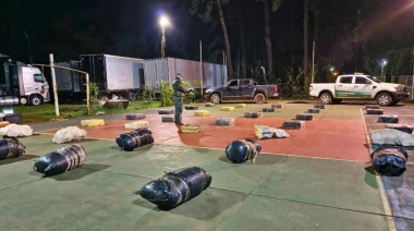 Montecarlo: Encontraron abandonada una carga de marihuana valuada en más de $3.800 millones