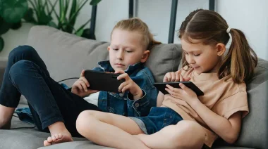 Cardiología infantil: Advierten que el sedentarismo y el uso excesivo de pantallas están afectando la salud del corazón de los niños