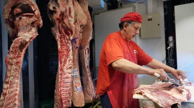 El consumo sigue en retroceso: en Misiones las ventas de carne cayeron casi 30% y las bebidas más de 32%