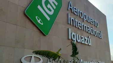 Flávio Bolsonaro, en la mira por posible fuga a EE.UU. desde Misiones