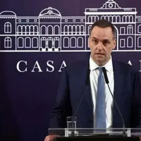 La Justicia perita las billeteras de bitcoins de Manuel Adorni