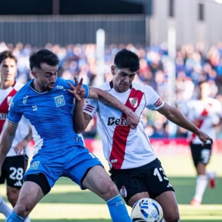 River recibe a Estudiantes de Río Cuarto, con la obligación de ganar para volver a los puestos de playoffs